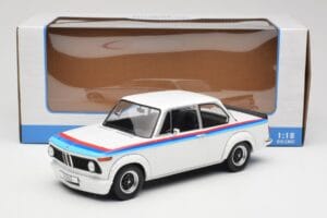 BMW 2002 E10 Turbo Bílý MCG 1:18 MCG18408R Kov – obrázek 6 z 6