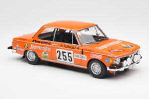 BMW 2002 Jagermeister #255 W. Stiller Rally Monte Carlo 1973 IXO 1:18 18RMC165 Kov – obrázek 4 z 6