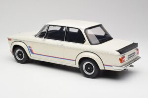 BMW 2002 Turbo E10 Chamonix Bílý Otto 1:12 G077 Pryskyřice – obrázek 4 z 5