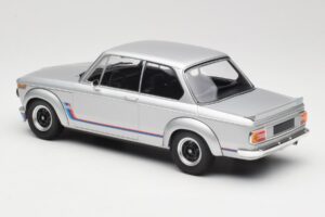 BMW 2002 Turbo E10 Stříbrný Minichamps 1:18 155026201 Kov – obrázek 5 z 6