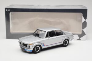 BMW 2002 Turbo E10 Stříbrný Minichamps 1:18 155026201 Kov – obrázek 6 z 6