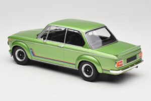 BMW 2002 Turbo Green Metallic Minichamps 1:18 155026206 Kov – obrázek 5 z 6