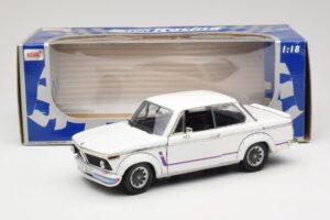 BMW 2002 Turbo E10 Bílý Anson 1:18 30393 Kov – obrázek 8 z 8