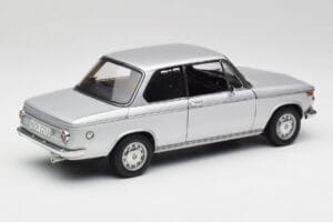 BMW 2002tii Stříbrný AUTOart 1:18 80430151479 Kov – obrázek 3 z 8