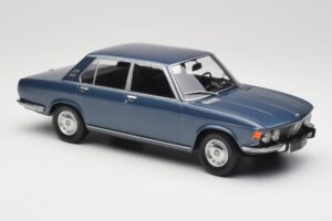 BMW 2500 E3 Blue Metallic Minichamps 1:18 155029200 Kov – obrázek 4 z 6