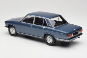 BMW 2500 E3 Blue Metallic Minichamps 1:18 155029200 Kov – obrázek 5 z 6