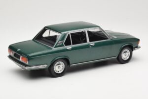 BMW 2500 E3 Green Metallic Minichamps 1:18 155029201 Kov – obrázek 2 z 6