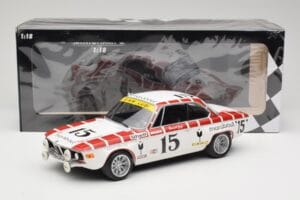 BMW 2800 CS E9 #15 Team Marabout Gaye / S. Braillard 24 Hours of Spa 1972 Minichamps 1:18 155722715 Kov – obrázek 6 z 6