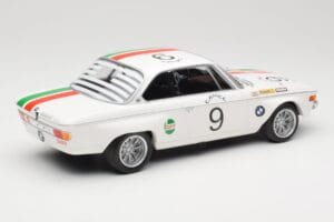 BMW 2800 CS E9 #9 Castrol BMW T. Moorkens / E. Haxhe 24 Hours of Spa 1971 Minichamps 1:18 155712709 Kov – obrázek 2 z 6