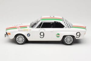 BMW 2800 CS E9 #9 Castrol BMW T. Moorkens / E. Haxhe 24 Hours of Spa 1971 Minichamps 1:18 155712709 Kov – obrázek 3 z 6