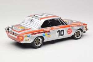 BMW 2800 CS Team Schnitzer #10 J. Fitzpatrick / J. Peltier Spa 1972 Minichamps 1:18 155722710 Kov – obrázek 2 z 6