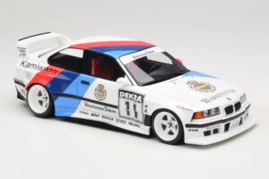 BMW 3 E36 Khyzyl Saleem Warsteiner Otto 1:18 OT1176 Pryskyřice – obrázek 4 z 6