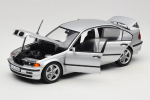 BMW 3 Series E46 Stříbrný UT Models 1:18 80439421535 Kov – obrázek 2 z 8