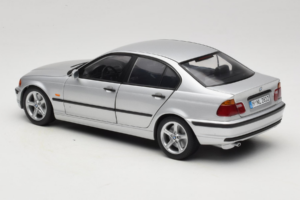 BMW 3 Series E46 Stříbrný UT Models 1:18 80439421535 Kov – obrázek 7 z 8