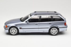 BMW 3 Series E36 Touring Blue Metallic MCG 1:18 MCG18365 Kov – obrázek 3 z 6