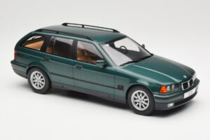 BMW 3 Series E36 Touring Green Metallic MCG 1:18 MCG18366 Kov – obrázek 4 z 6