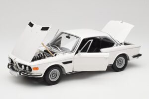 BMW 3.0 CSi E9 Bílý Minichamps 1:18 180029026 Kov – obrázek 2 z 8