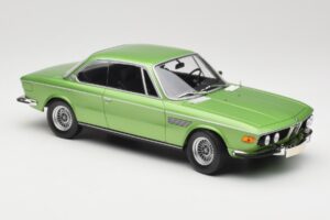 BMW 3.0 CSi E9 Green Metallic Minichamps 1:18 155028034 Kov – obrázek 4 z 6