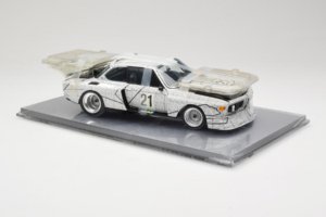 BMW 3.0 CSL Art Car Frank Stella Minichamps 1:18 80430150928 Kov – obrázek 4 z 6