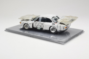 BMW 3.0 CSL Art Car Frank Stella Minichamps 1:18 80430150928 Kov – obrázek 5 z 6