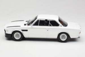 BMW 3.0 CSL E9 Chamonix White Otto 1:18 OT1145 Pryskyřice – obrázek 3 z 6