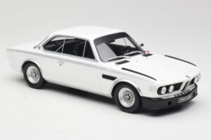 BMW 3.0 CSL E9 Chamonix White Otto 1:18 OT1145 Pryskyřice – obrázek 4 z 6