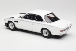 BMW 3.0 CSL E9 Chamonix White Otto 1:18 OT1145 Pryskyřice – obrázek 5 z 6