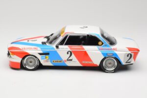 BMW 3.0 CSL E9 #2 Luigi Racing A. de Fierlant / P. Xhenceval Winners 24 Hours of Spa 1975 Minichamps 1:18 155752602 Kov – obrázek 3 z 6