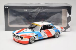 BMW 3.0 CSL E9 #2 Luigi Racing A. de Fierlant / P. Xhenceval Winners 24 Hours of Spa 1975 Minichamps 1:18 155752602 Kov – obrázek 6 z 6