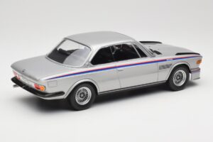 BMW 3.0 CSL E9 Polaris Silver Minichamps 1:18 155028135 Kov – obrázek 2 z 6