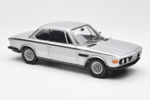 BMW 3.0 CSL E9 Stříbrný Minichamps 1:18 180029020 Kov – obrázek 6 z 8