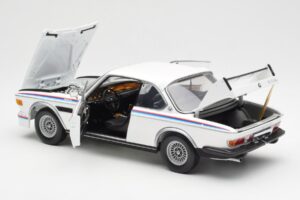BMW 3.0 CSL E9 Se Sadou Spoilerů Bílý Minichamps 1:18 180029021 Kov – obrázek 5 z 8