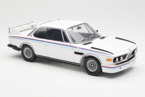 BMW 3.0 CSL E9 Se Sadou Spoilerů Bílý Minichamps 1:18 180029021 Kov – obrázek 6 z 8