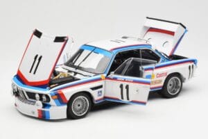 BMW 3.0 CSL #11 C. Amon / H. Stuck 24 Hours of Spa 1973 AUTOart 1:18 87347 Kov – obrázek 2 z 8