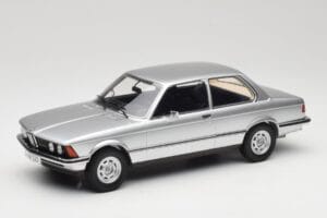 BMW 320 E21 Stříbrný Minichamps 1:18 107024200 Pryskyřice