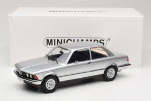 BMW 320 E21 Stříbrný Minichamps 1:18 107024200 Pryskyřice – obrázek 6 z 6