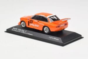 BMW 320i Group 5 #23 E. Cheever / G. Villeneuve 6 Hours of Mosport Class Winners 1977 Damaged Spoiler Minichamps 1:43 4007723 – obrázek 4 z 5