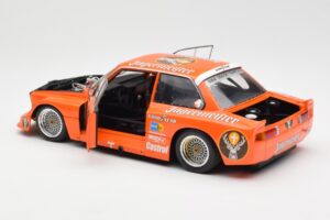 BMW 320i #15 Jägermeister H-J. Stuck Winner DRM Eifelrennen 1977 Minichamps 1:18 180772115 Kov – obrázek 5 z 8