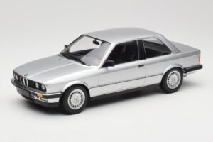 BMW 323i E21 Stříbrný Minichamps 1:18 155026001 Kov