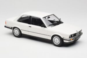 BMW 323i E21 Bílý Minichamps 1:18 155026005 Kov – obrázek 4 z 6