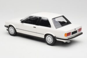 BMW 323i E21 Bílý Minichamps 1:18 155026005 Kov – obrázek 5 z 6