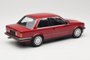 BMW 323i E30 Carmine Minichamps 1:18 155026008 Kov – obrázek 2 z 6