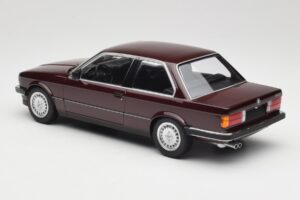 BMW 323i E30 Dark Red Metallic Minichamps 1:18 155026007 Kov – obrázek 5 z 6