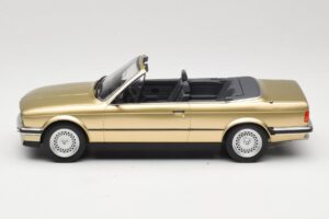 BMW 325i E30 Kabriolet Béžový MCG 1:18 MCG18544 Kov – obrázek 3 z 6