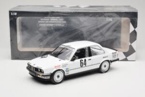 BMW 325i E30 #64 Auto Budde K. Oestreich / E. Rensing Winner 24 Hours Nürburgring 1986 Minichamps 1:18 155862664 Kov – obrázek 6 z 6