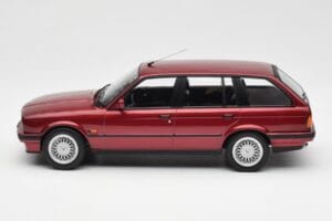 BMW 325i E30 Touring Červený Metallic Norev 1:18 183218 Kov – obrázek 3 z 6