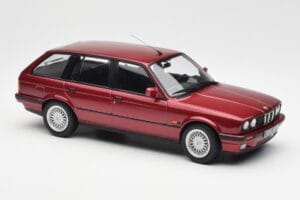 BMW 325i E30 Touring Červený Metallic Norev 1:18 183218 Kov – obrázek 4 z 6