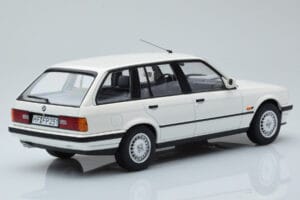 BMW 325i E30 Touring Bílý Limitovaná Edice Norev 1:18 183217 Kov – obrázek 2 z 6