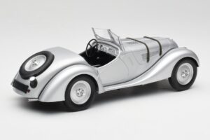 BMW 328 Stříbrný Minichamps 1:18 155025030 Kov – obrázek 2 z 6