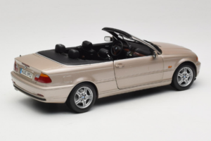 BMW 328i E46 Kabriolet Sand Beige Metallic Kyosho 1:18 80430009756 Kov – obrázek 4 z 9